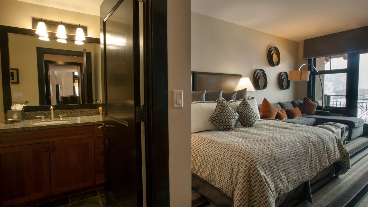 Capitol Peak 3 Bedroom Penthouse