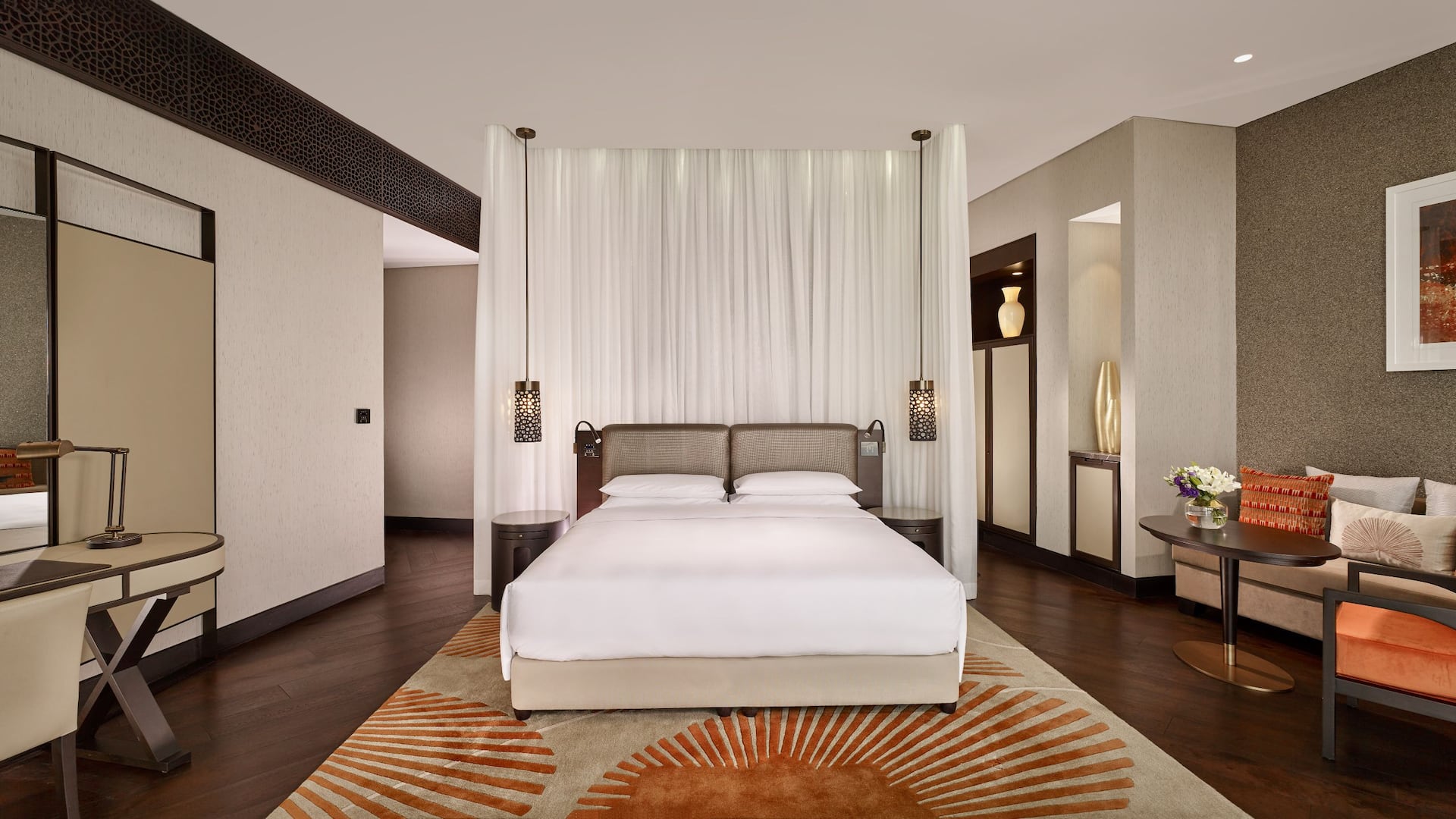 Grand Hyatt Abu Dhabi Hotel & Residences Emirates Pearl Suite Bedoom