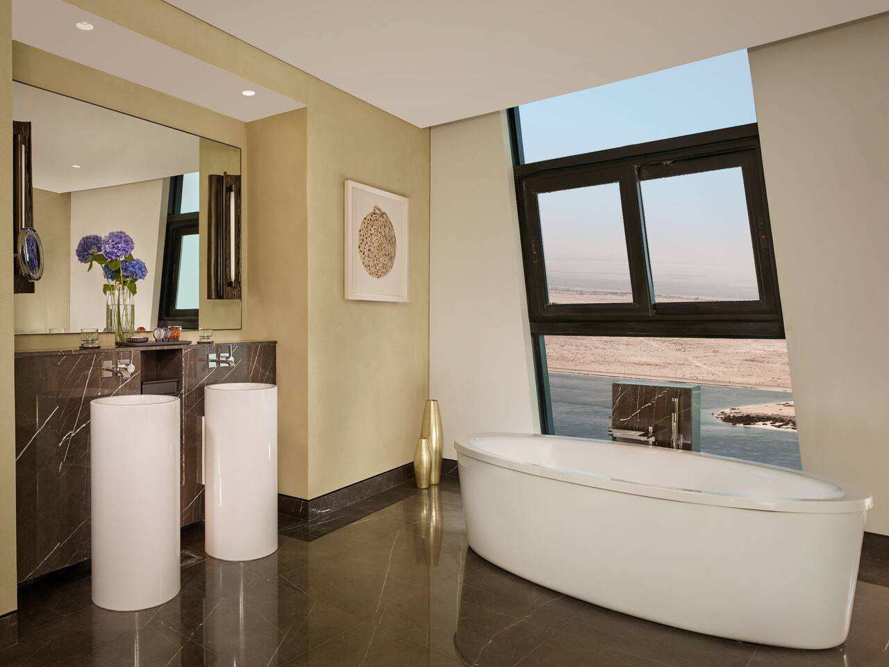 suite bathroom grand hyatt abu dhabi