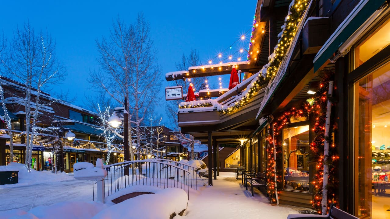 Snowmass Mall