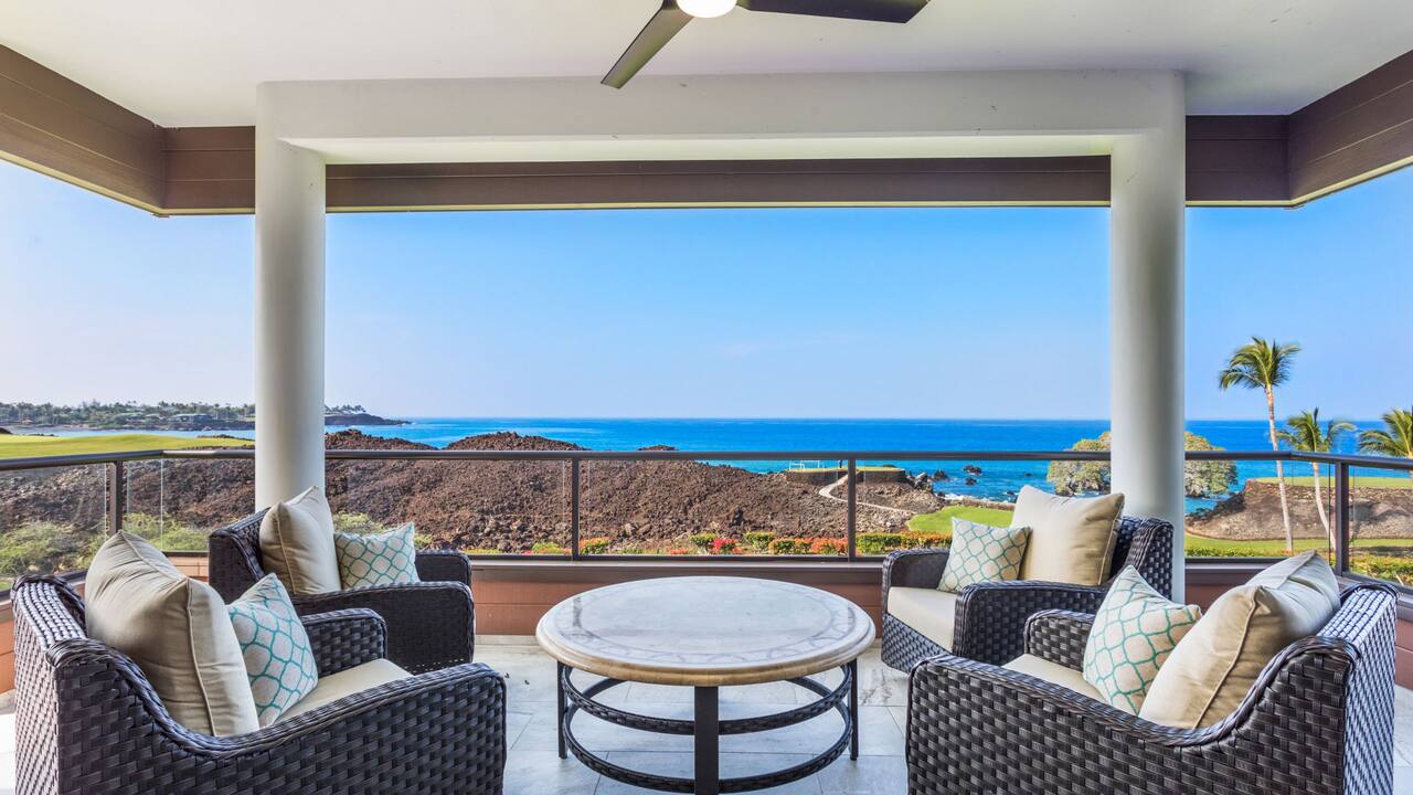 3 Bedroom Condo with Ocean View and Signature Hole