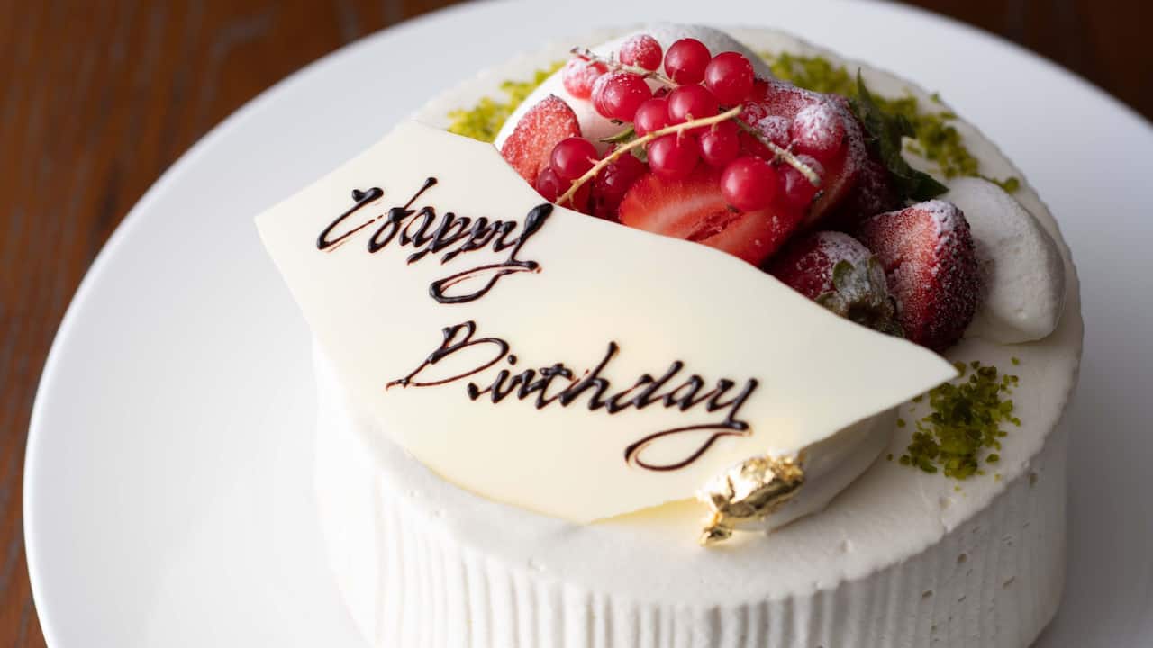 Hyatt Regency Hakone Resort & Spa| Anniversary Plan Cake