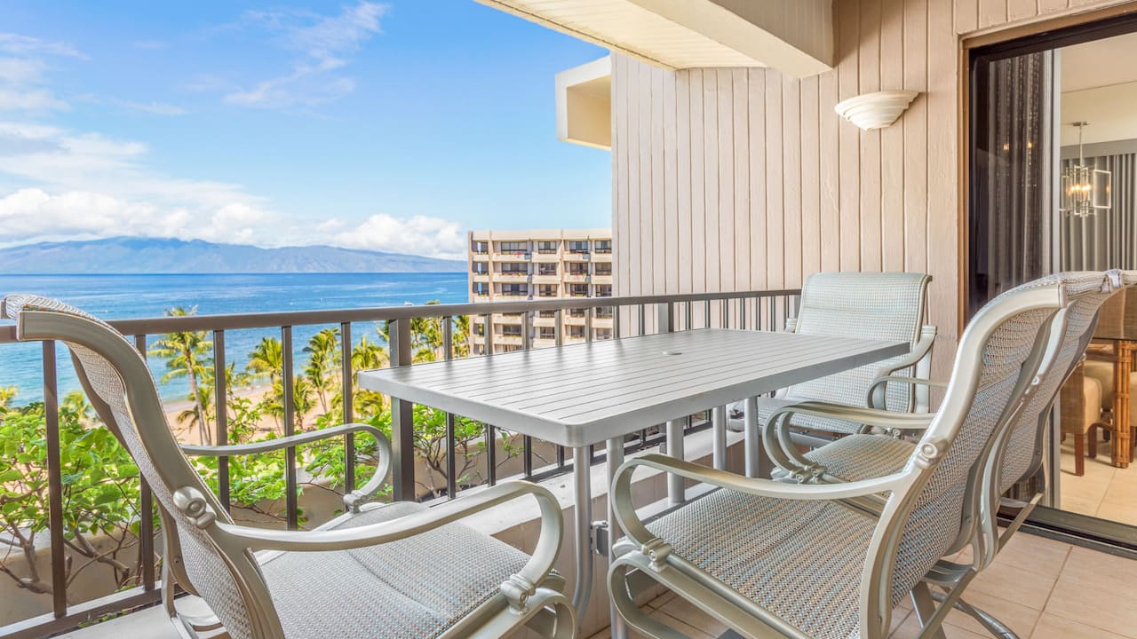 Check the wave conditions from your lanai of an ocean view room