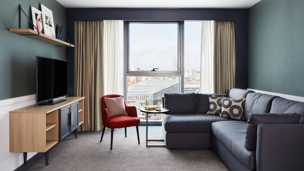 Hyatt House Manchester living room