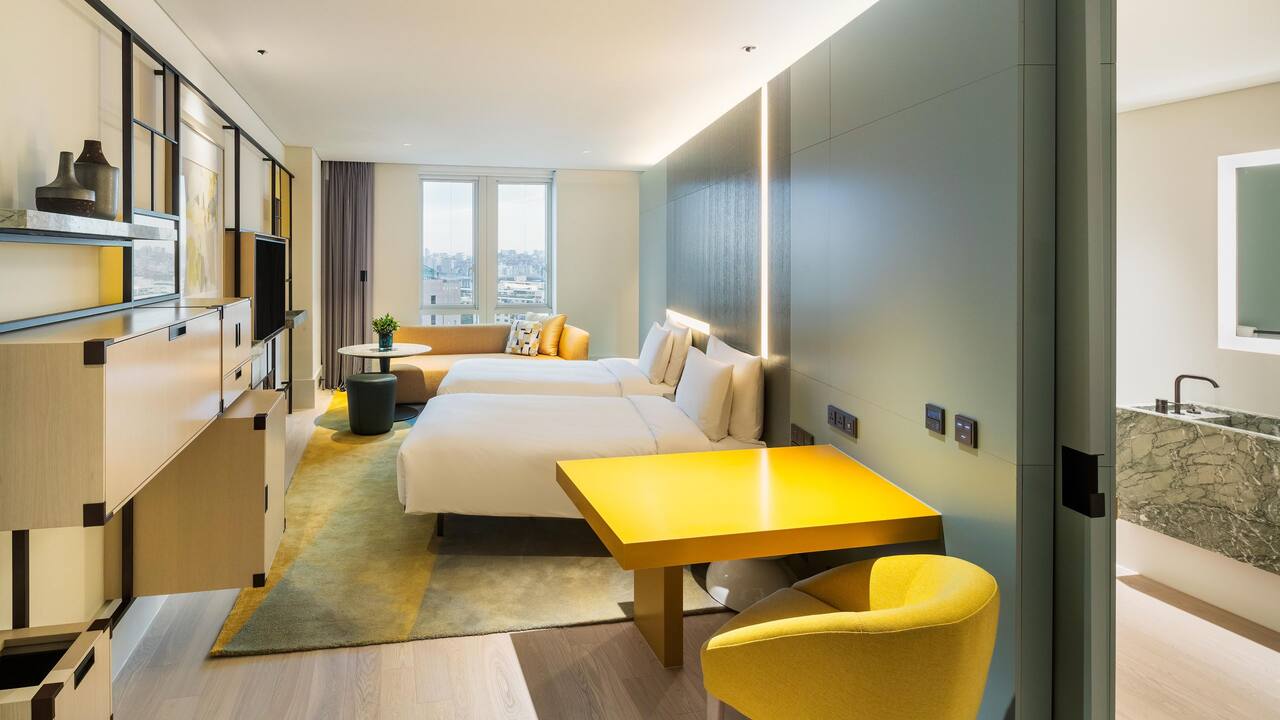 2 Twin Beds Deluxe
