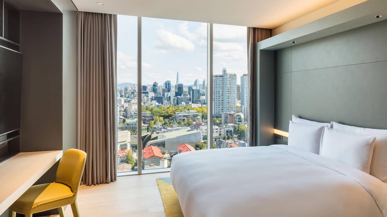 Andaz Seoul Gangnam – Sky Terrace Suite Bedroom