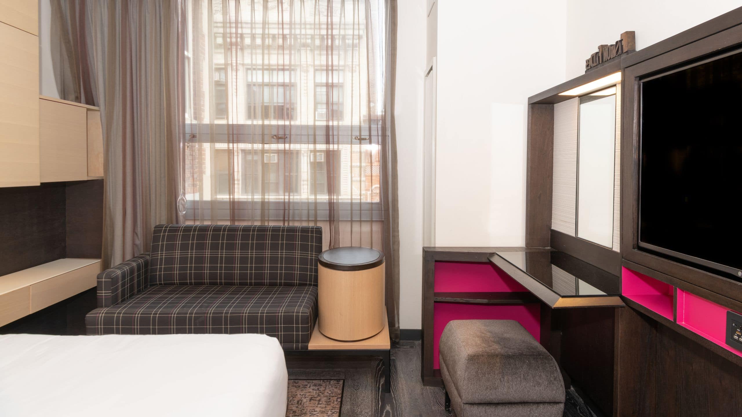 Hyatt Herald Square New York King Guestroom