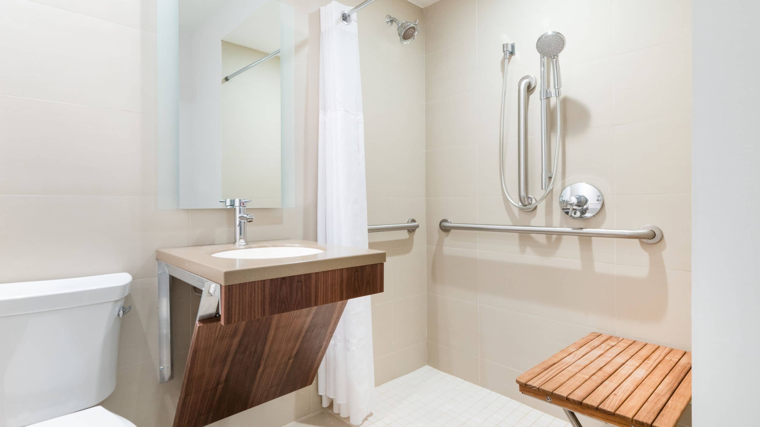 Hyatt Herald Square New York Accessible Bathroom