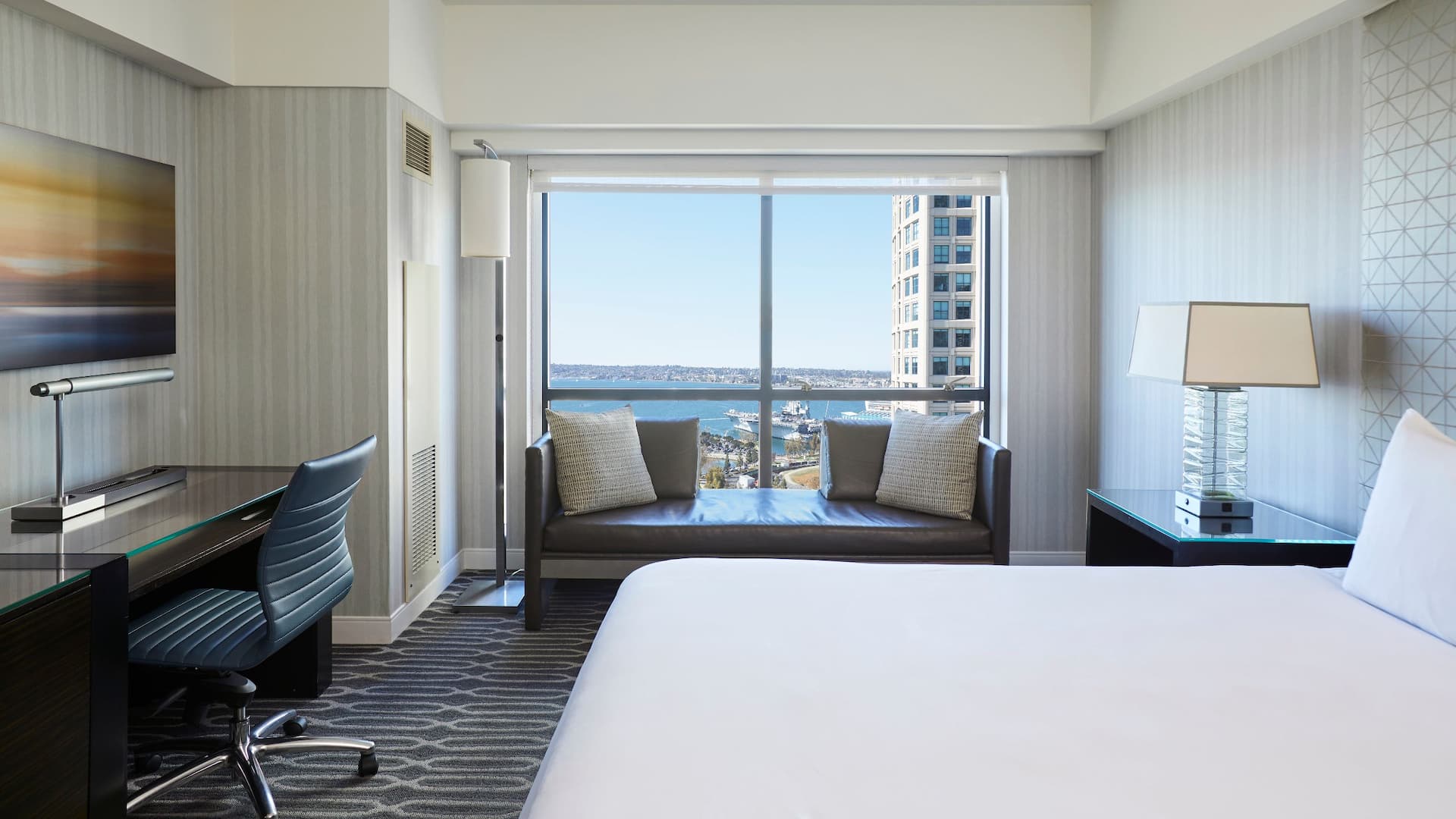 Manchester Grand Hyatt San Diego King Standard Bay