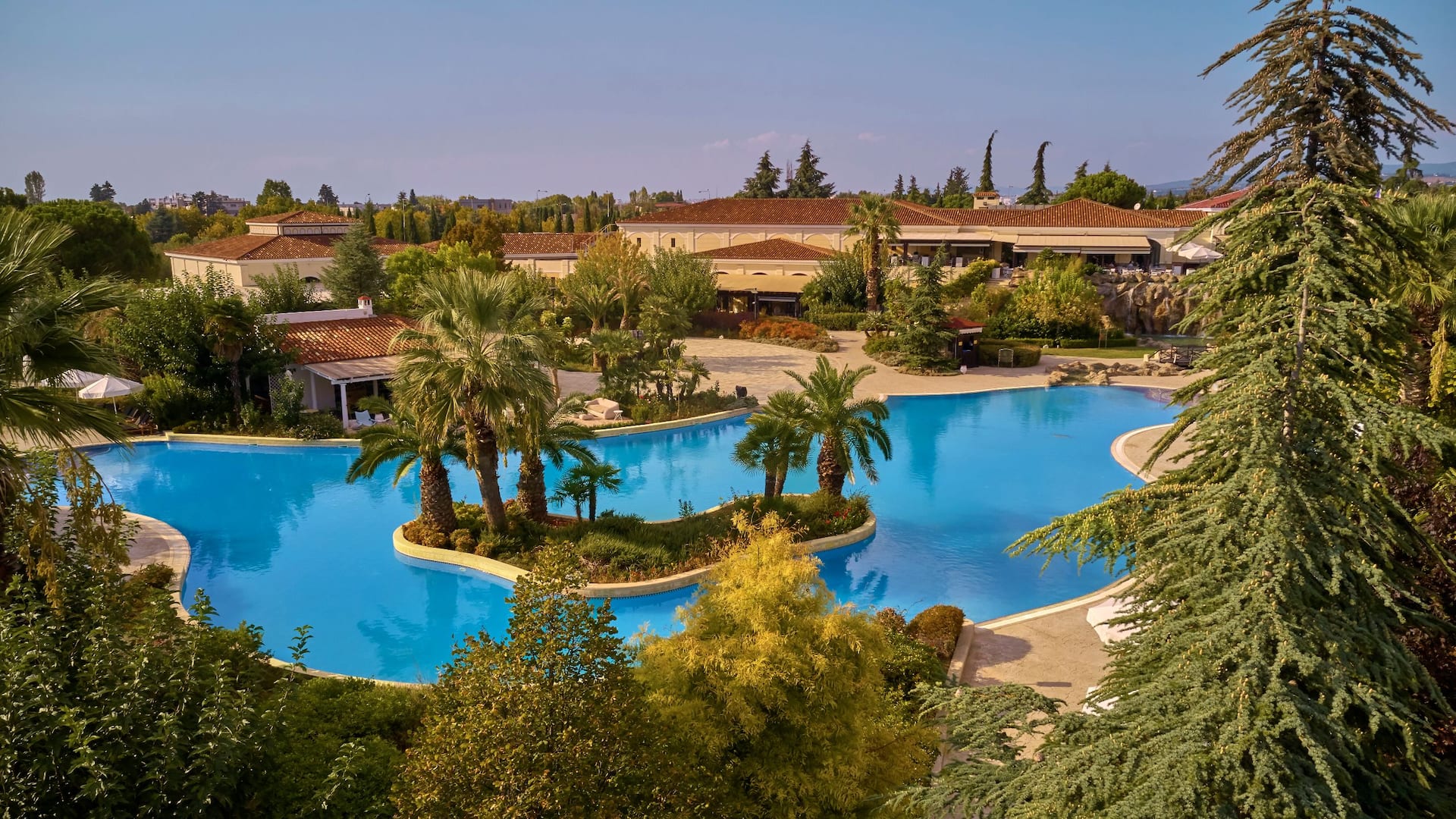 Hyatt Regency Thessaloniki Daytime Pool