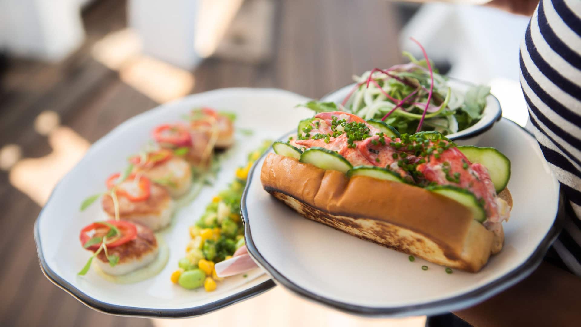 Global HY_P213 Pilot Lobster Roll