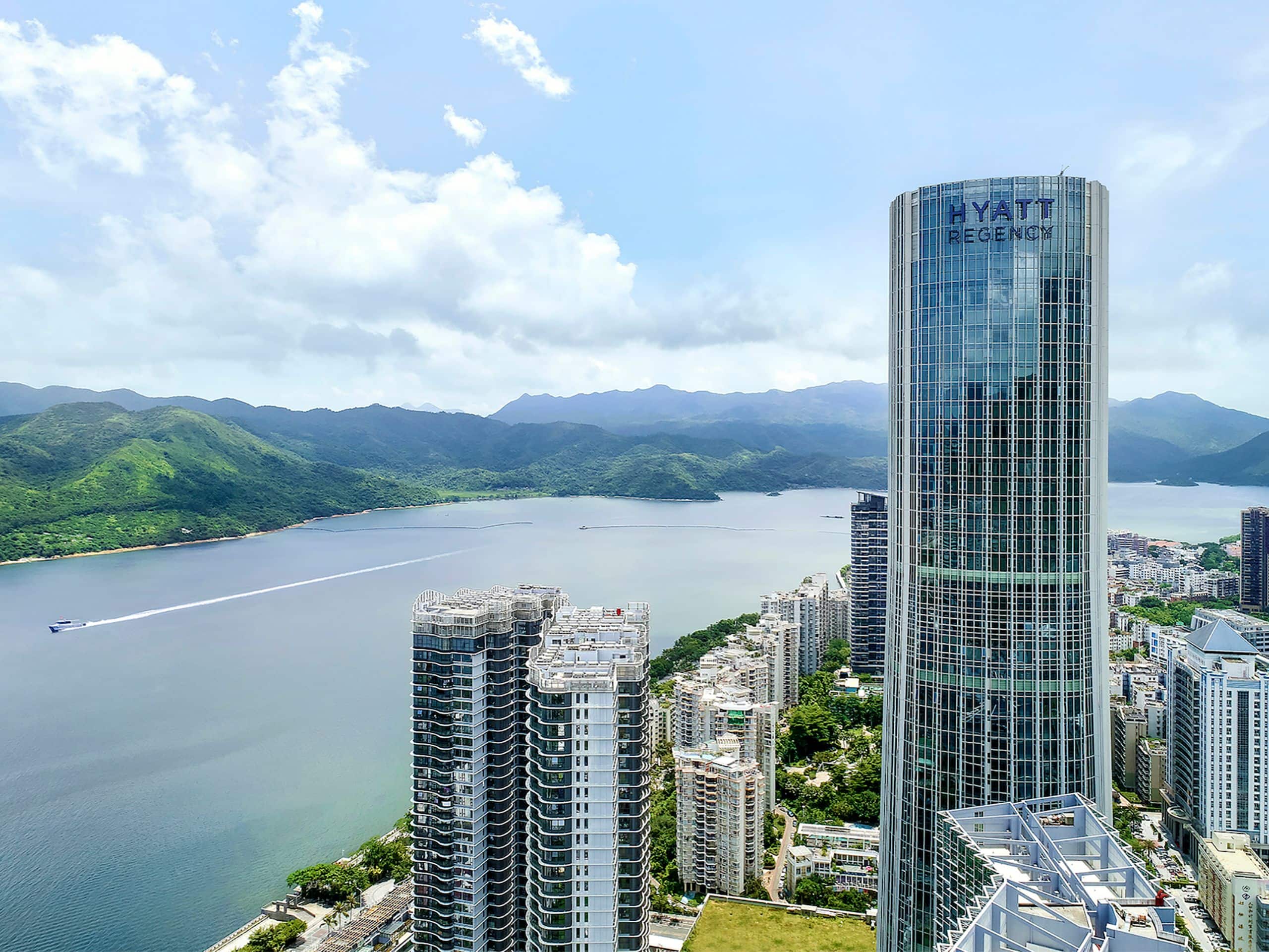 高級感漂う稀少価値、高級リース&オブジェ。ホテルレストランや玄関など存在感抜群。 塩田区のホテル | ハイアット リージェンシー 深セン 塩田