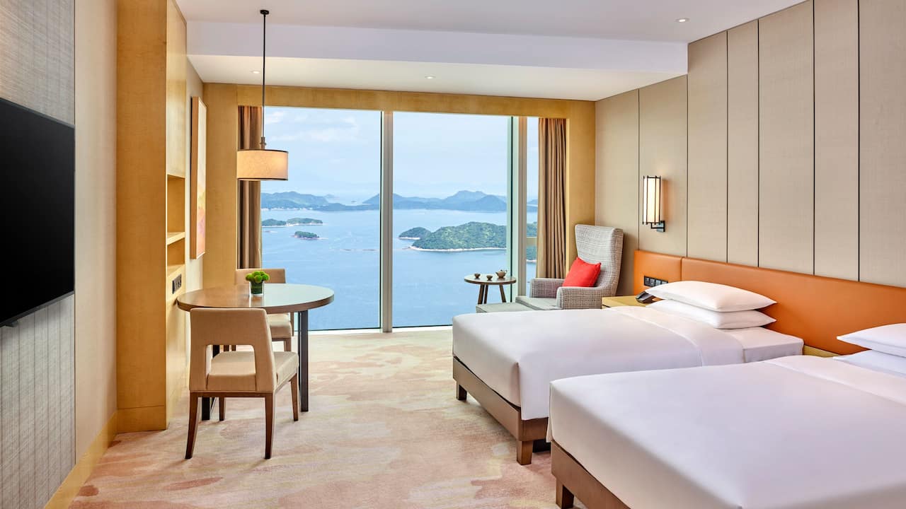 2 Twin Beds Ocean View at Hyatt Regency Shenzhen Yantian