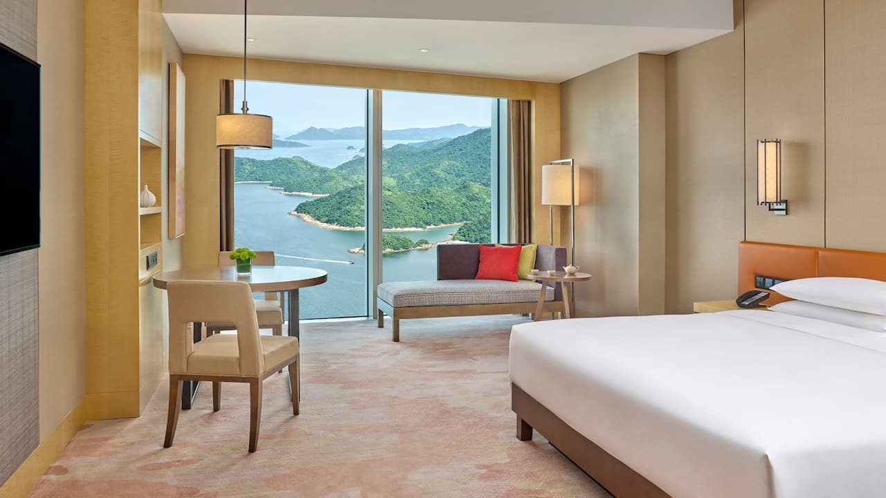 1 King Bed Ocean View at Hyatt Regency Shenzhen Yantian