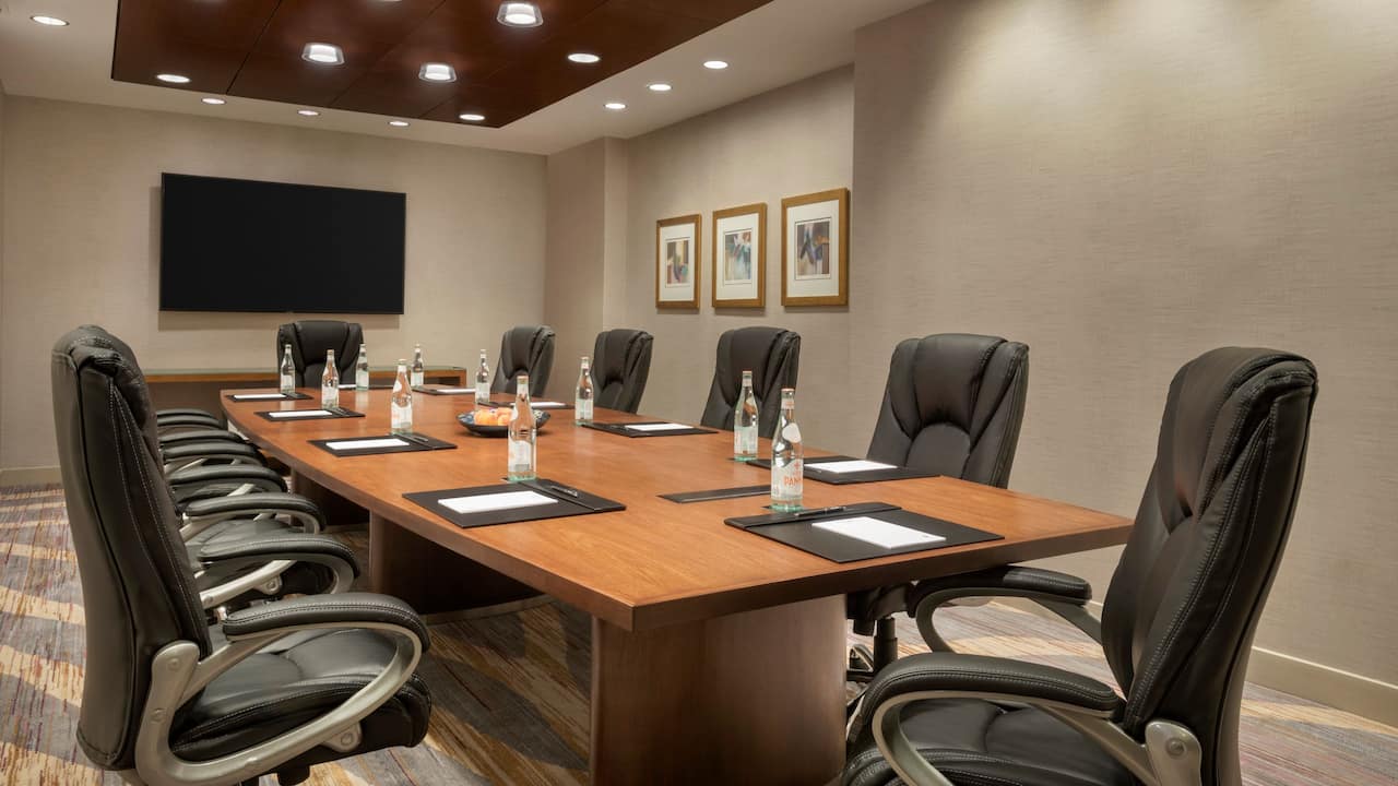 Meeting space boardroom in Kentucky at Hyatt Regency Louisville.