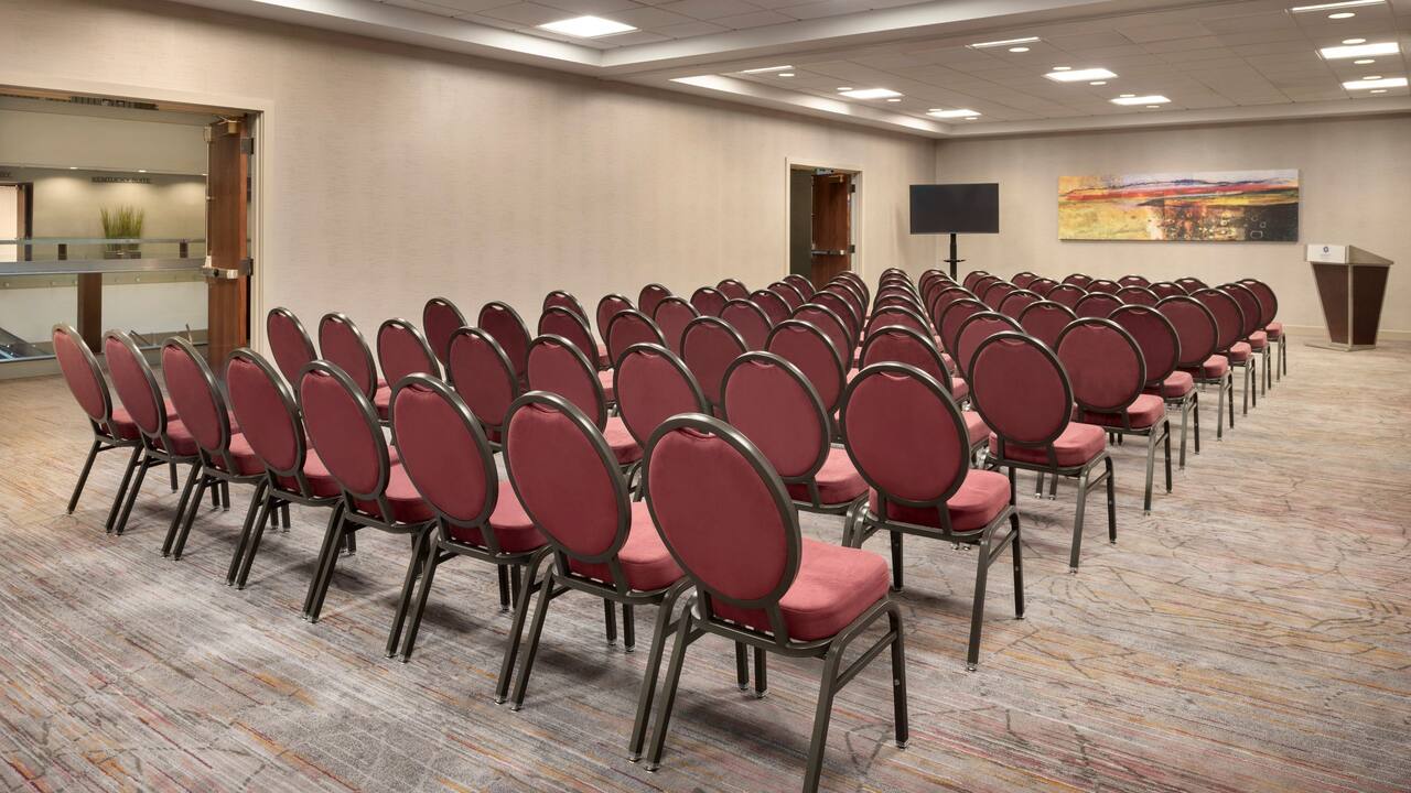 Meeting room venue in Kentucky connected to convention center at Hyatt Regency Louisville.
