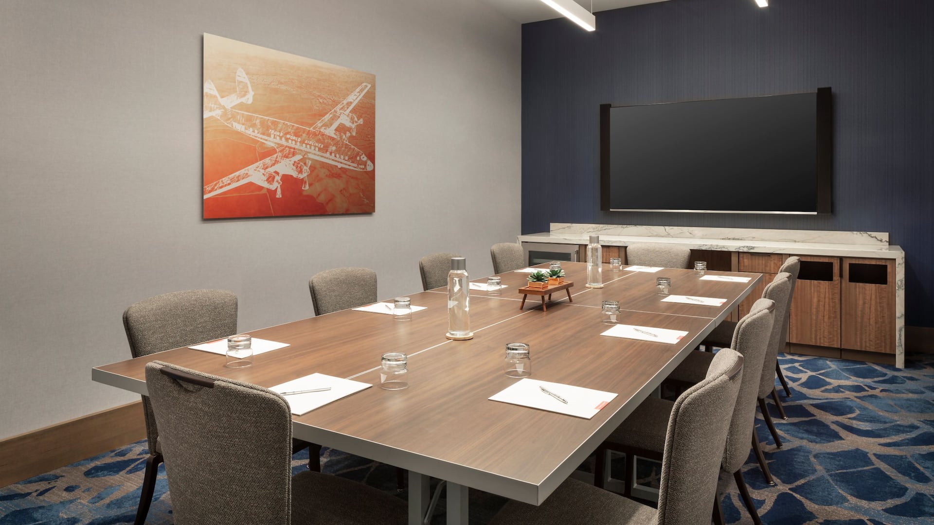 Grand Hyatt at SFO Starliner Meeting Room