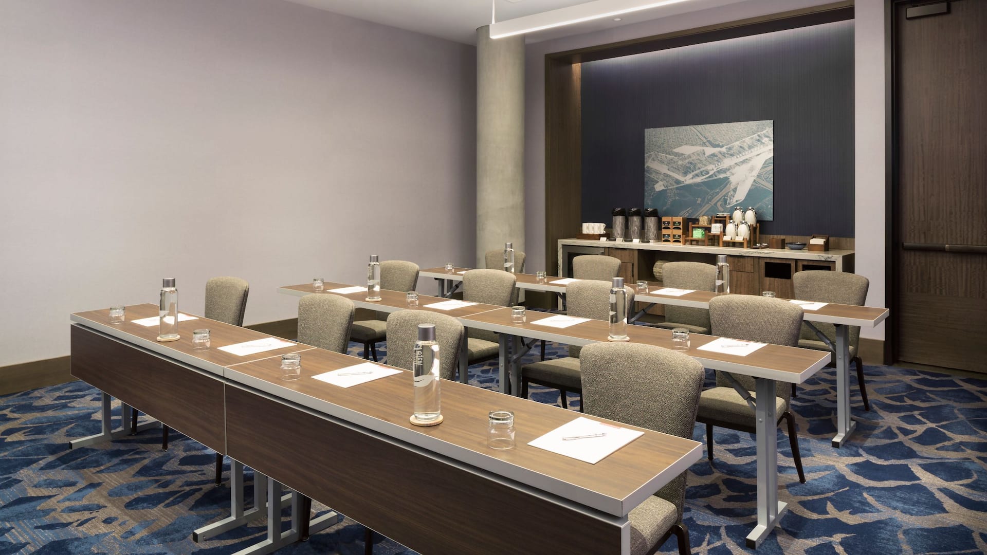 Grand Hyatt at SFO Whisperjet Meeting Room