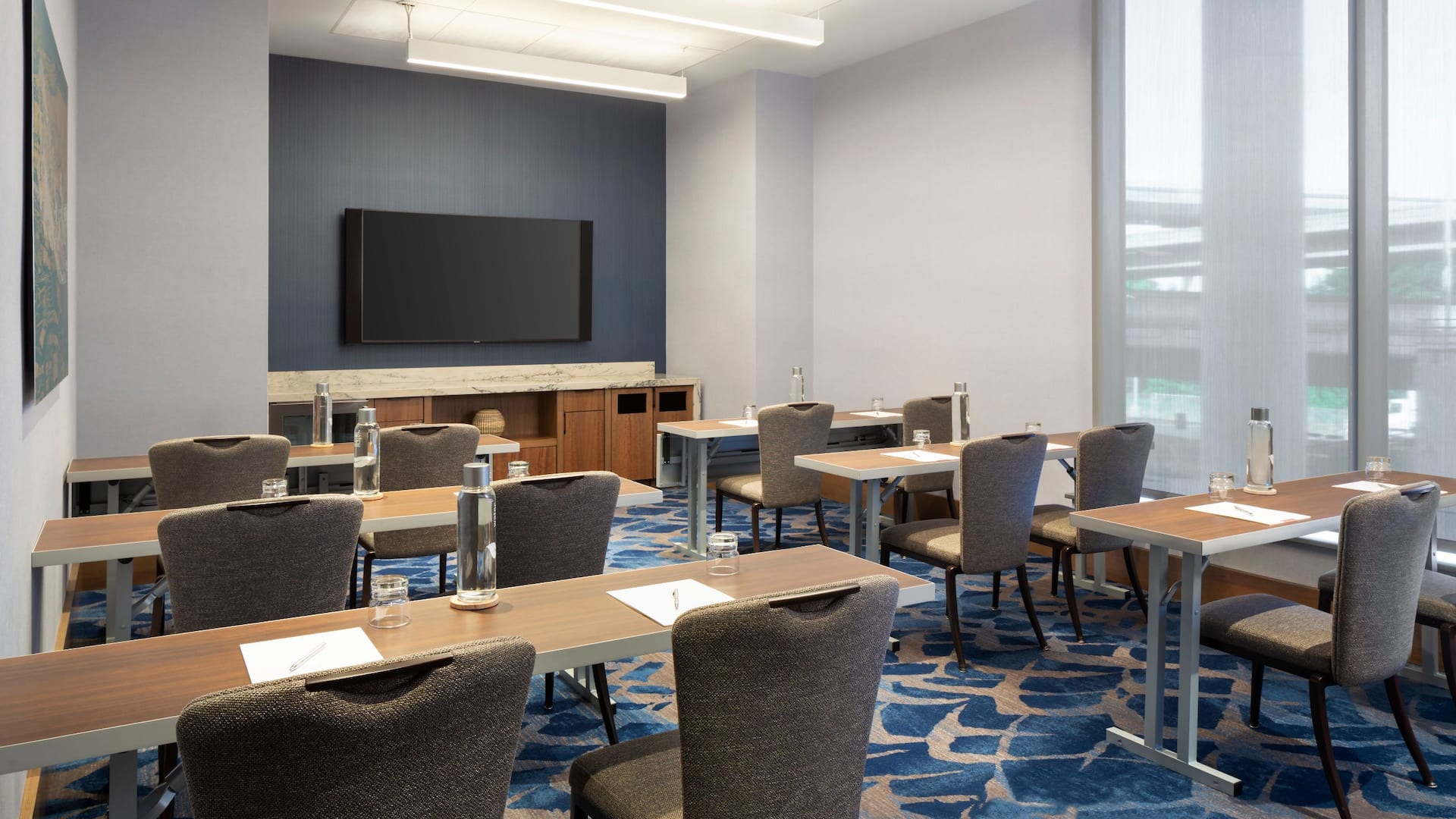 Grand Hyatt at SFO Stratocruiser Meeting Room