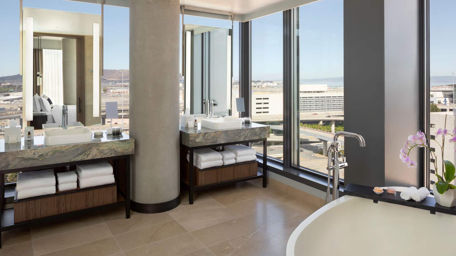 Grand Hyatt at SFO Presidential Suite Bathroom