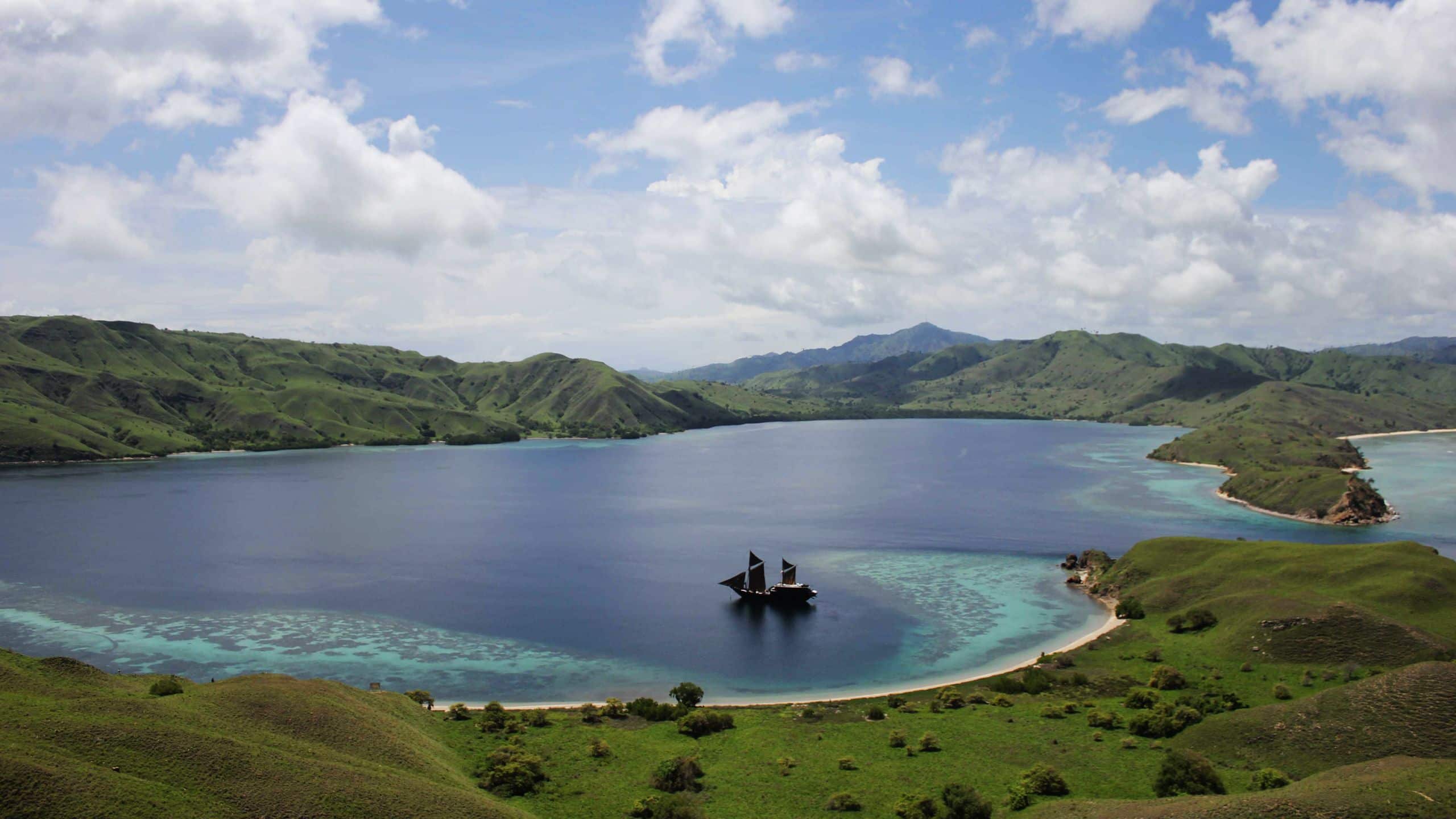 Alila Purnama Destinations Komodo Islands
