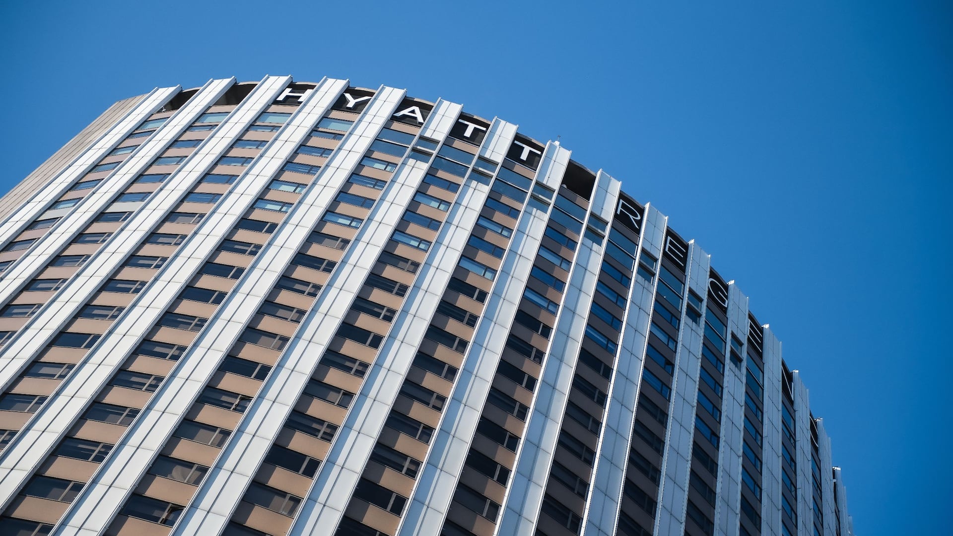 Hyatt Regency Paris Étoile Tower Signage