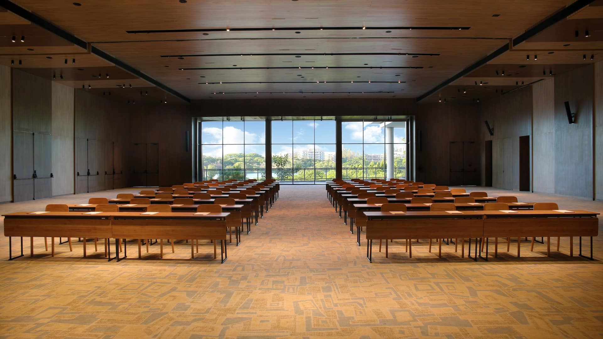Grand Hyatt Rio de Janeiro Grand Ballroom Classroom Setup