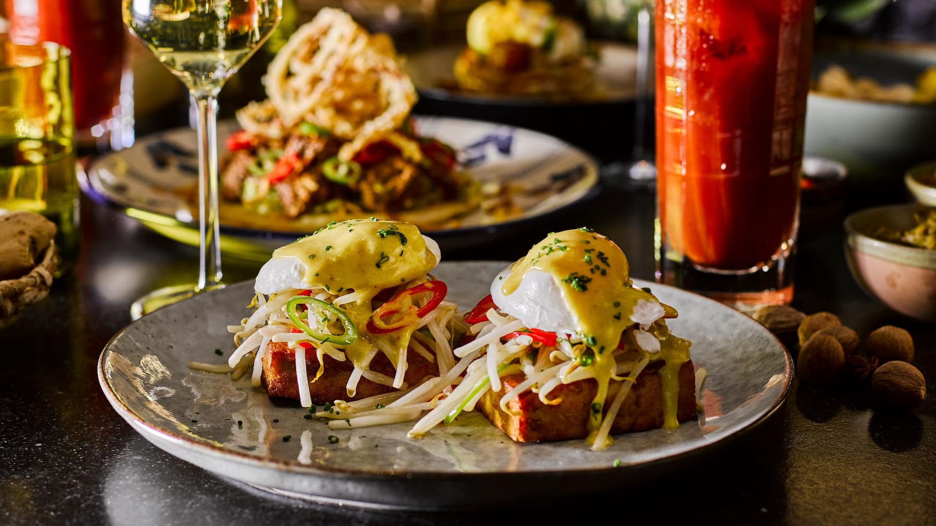 Hyatt Regency Amsterdam Mama Makan Brunch Eggs Benedict