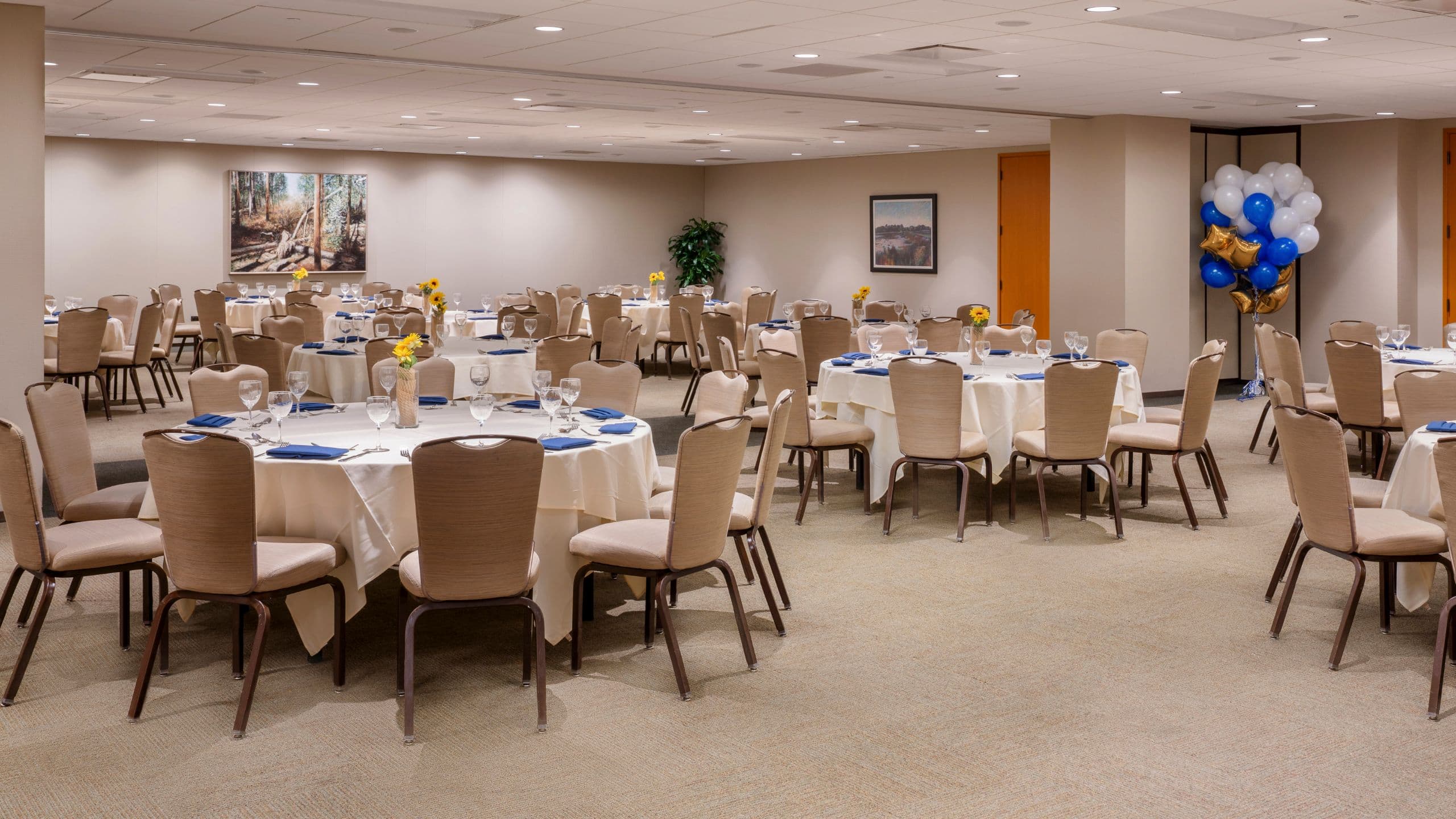 Hyatt Lodge Oak Brook Chicago Oakbrook Mealroom