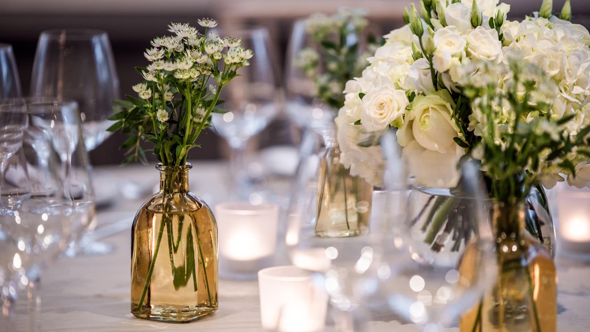 Hyatt Regency London - The Churchill Wedding Flowers