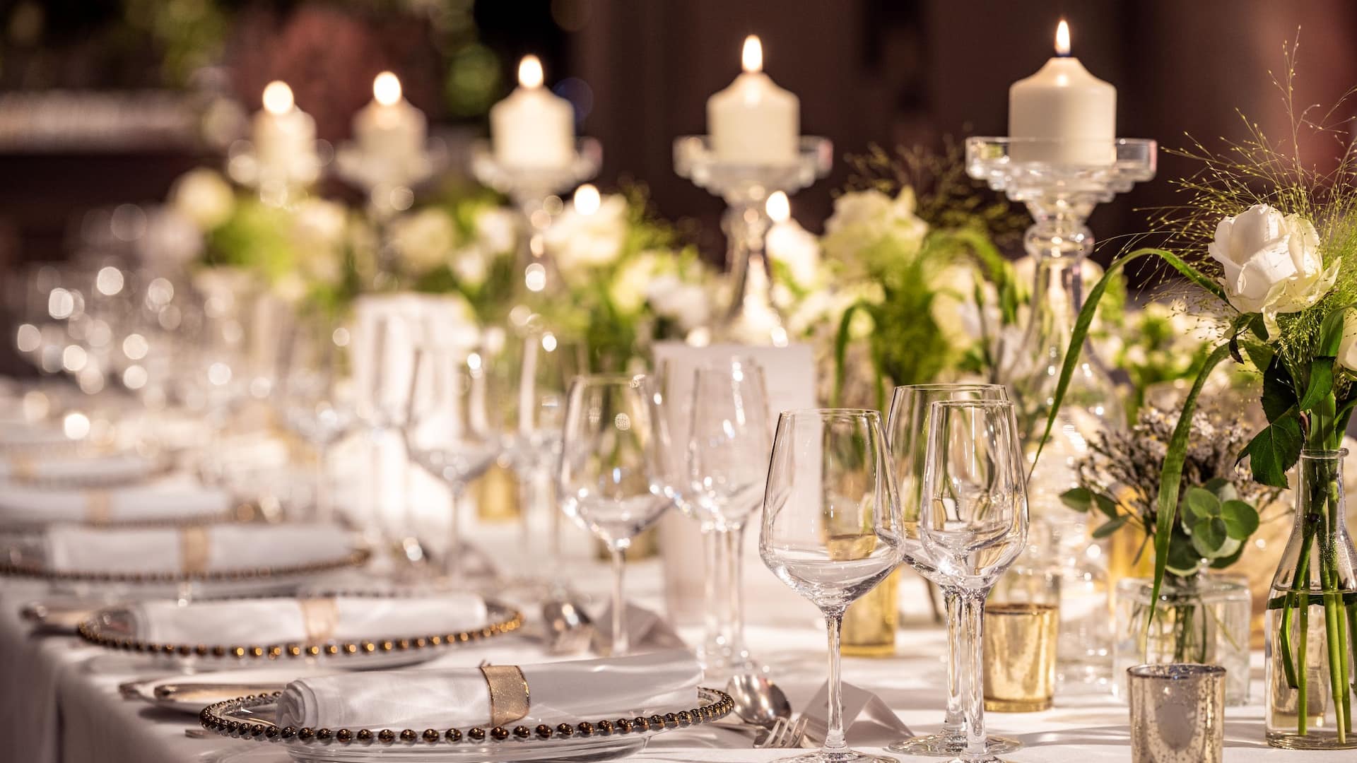 Hyatt Regency London - The Churchill Wedding Table Setup