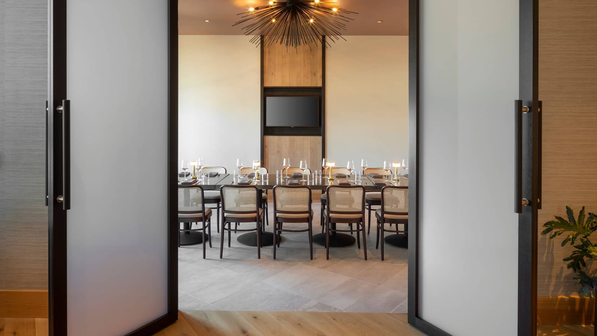 Grand Hyatt at SFO Private Dining Room