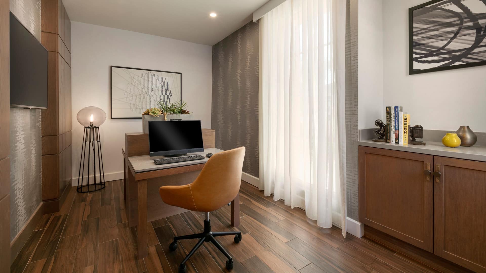 Hyatt Place Santa Barbara Business Center