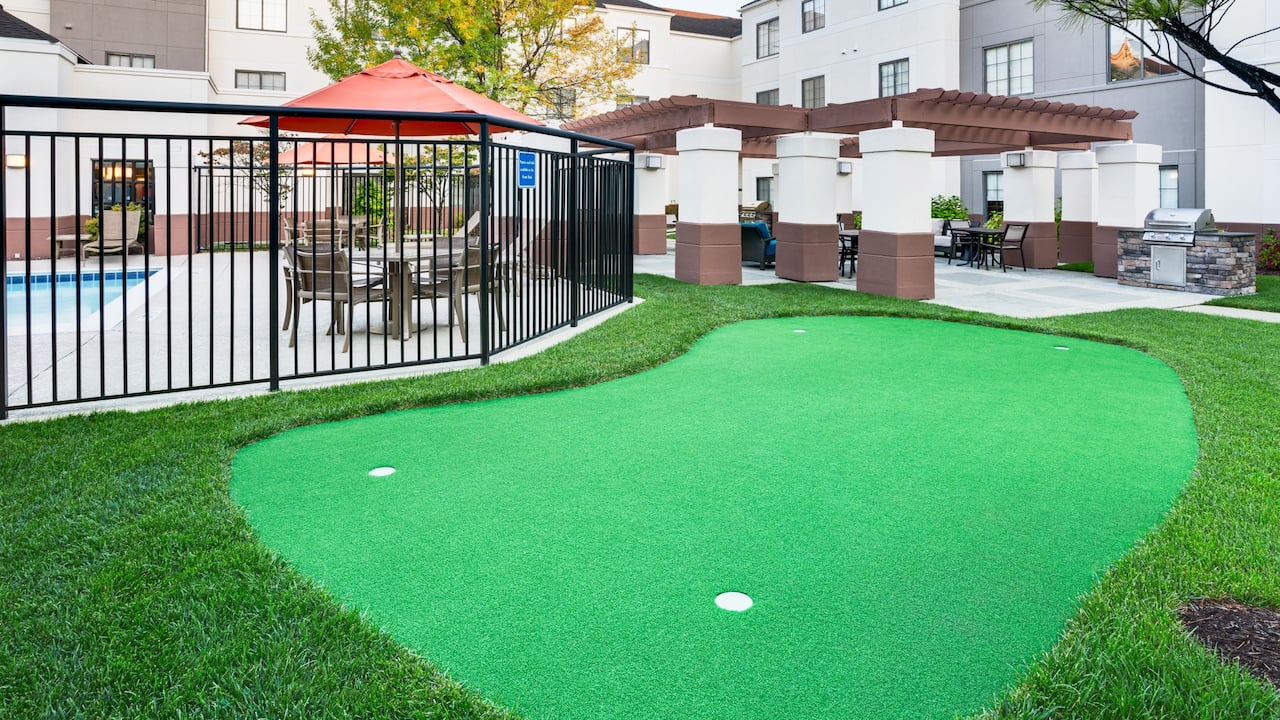 Exterior Putting Green 