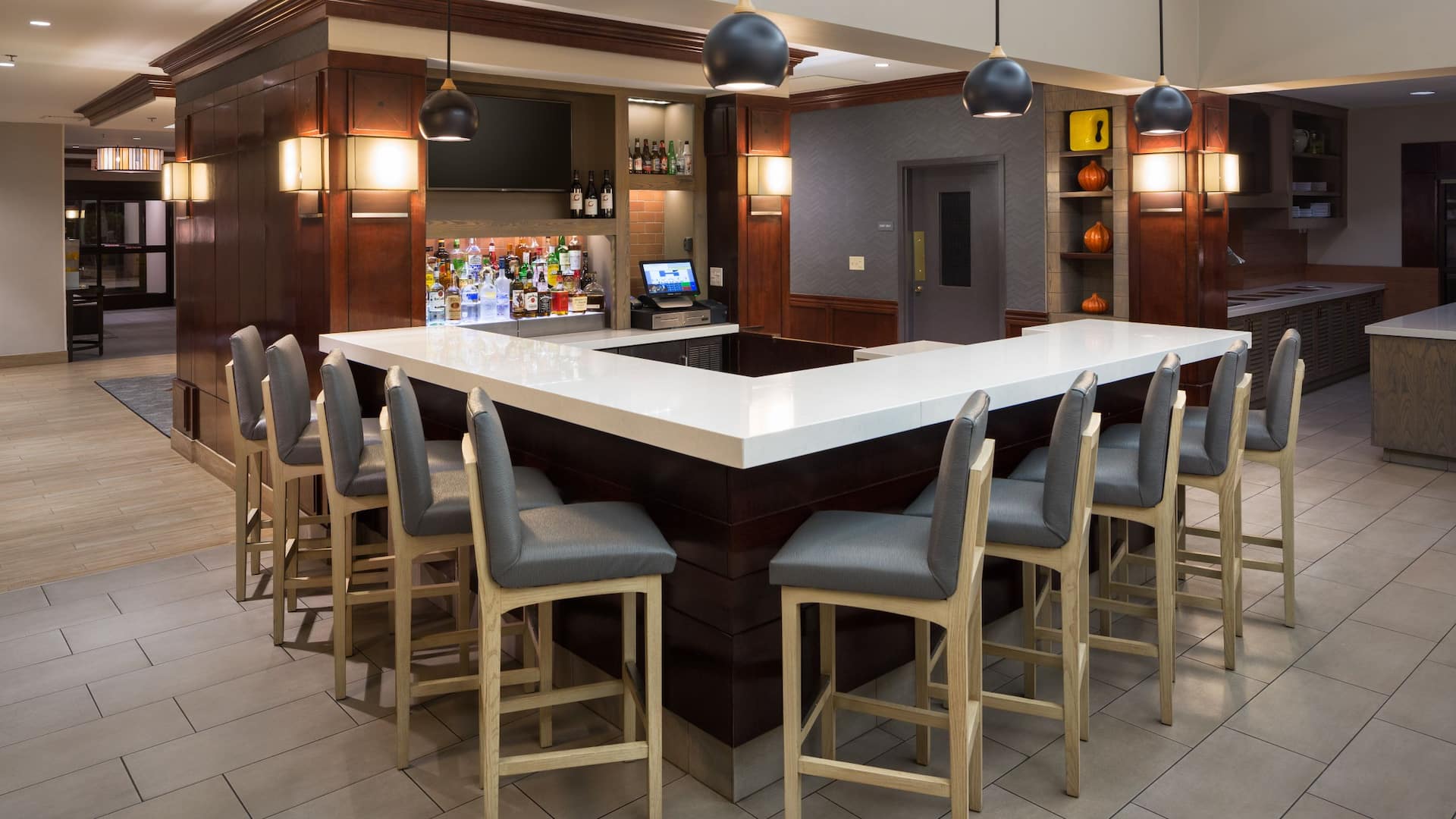 Hyatt House Boston/Waltham Hbar