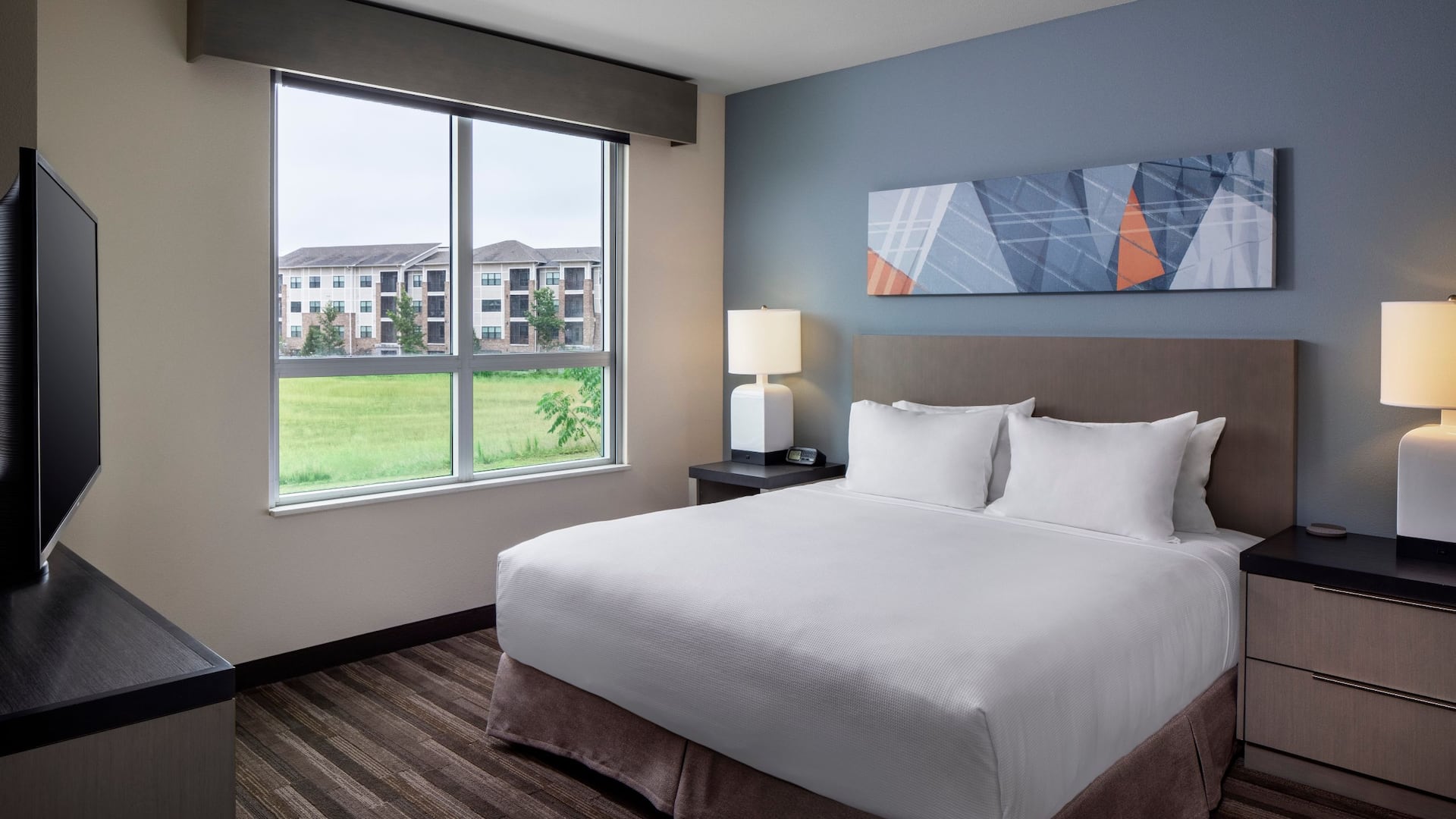 Hyatt House Charleston / Mount Pleasant Accessible King