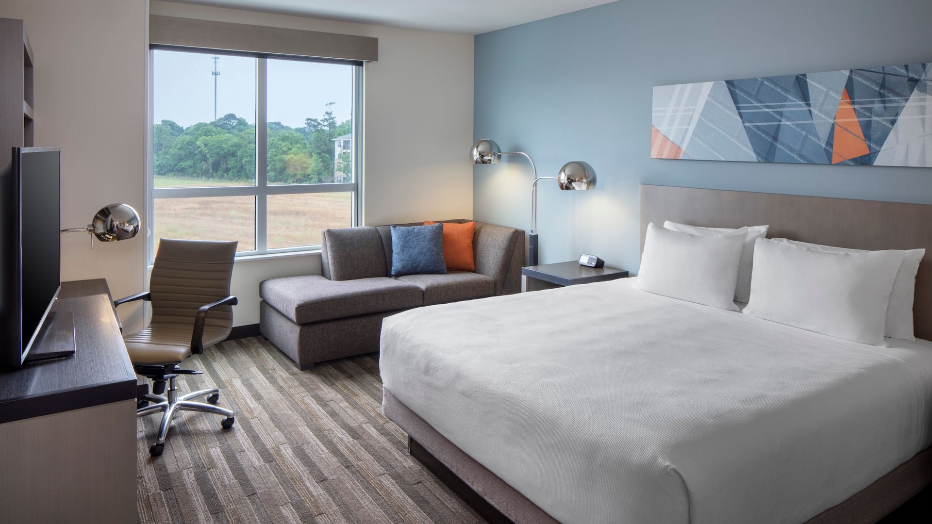 Hyatt House Charleston / Mount Pleasant Den