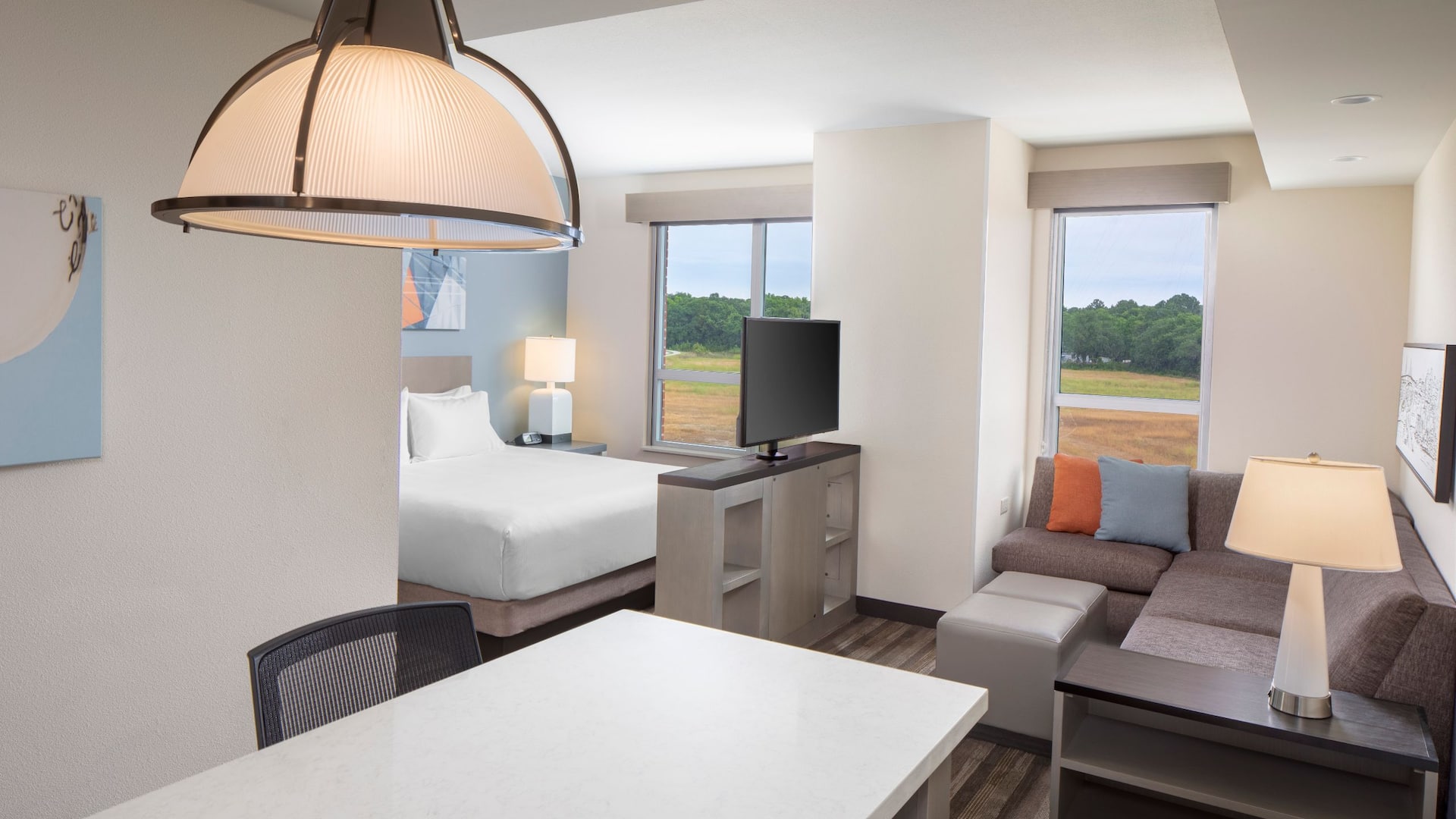 Hyatt House Charleston / Mount Pleasant Studio