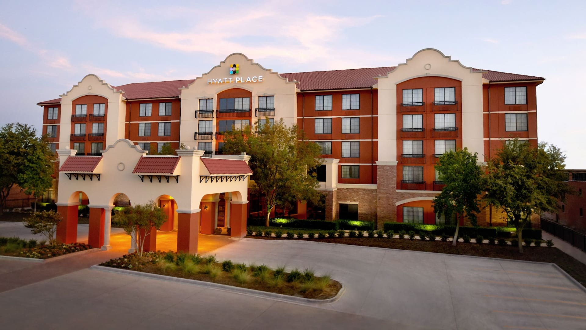 Photos Reviews Hyatt Place Fort Worth Historic Stockyards