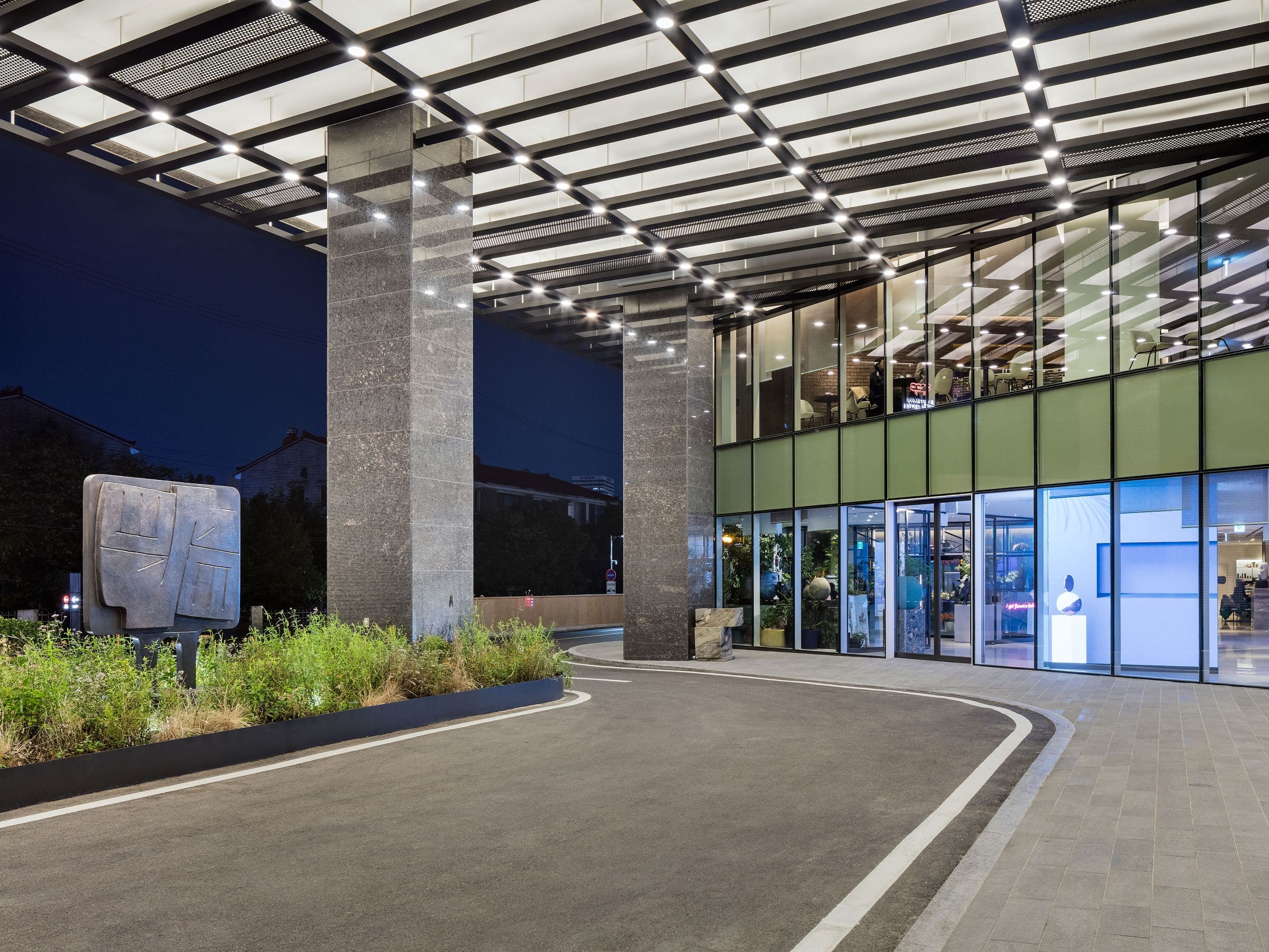 Andaz Seoul Gangnam Front Drive