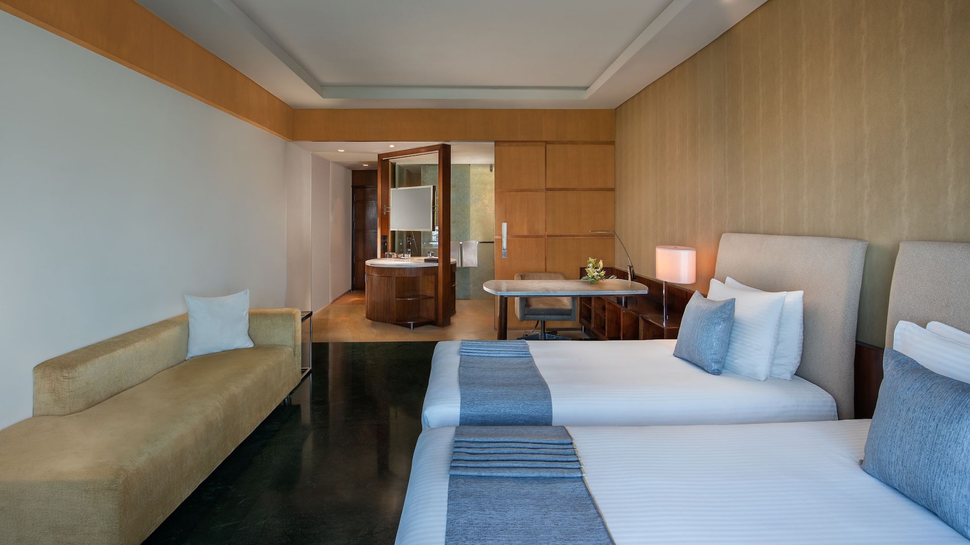 Hyatt Regency Chennai Two Twin Guestroom