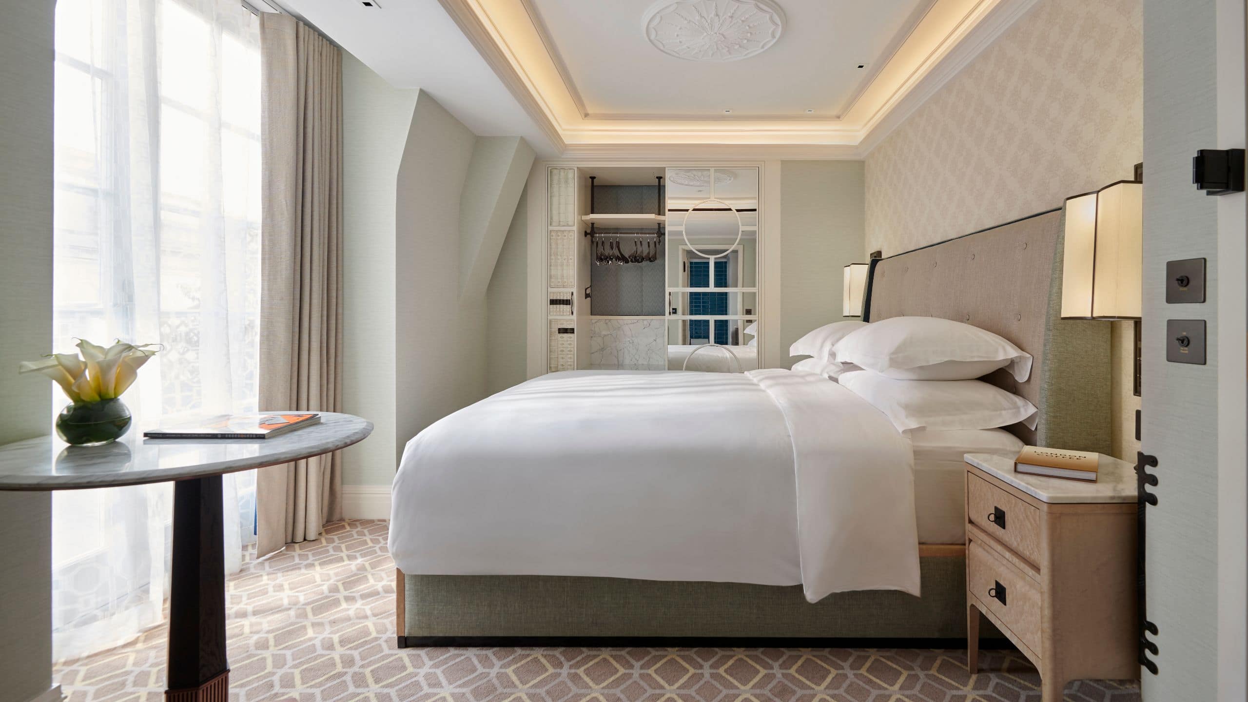 第 3，共 5 Great Scotland Yard Hotel Deluxe King Guestroom