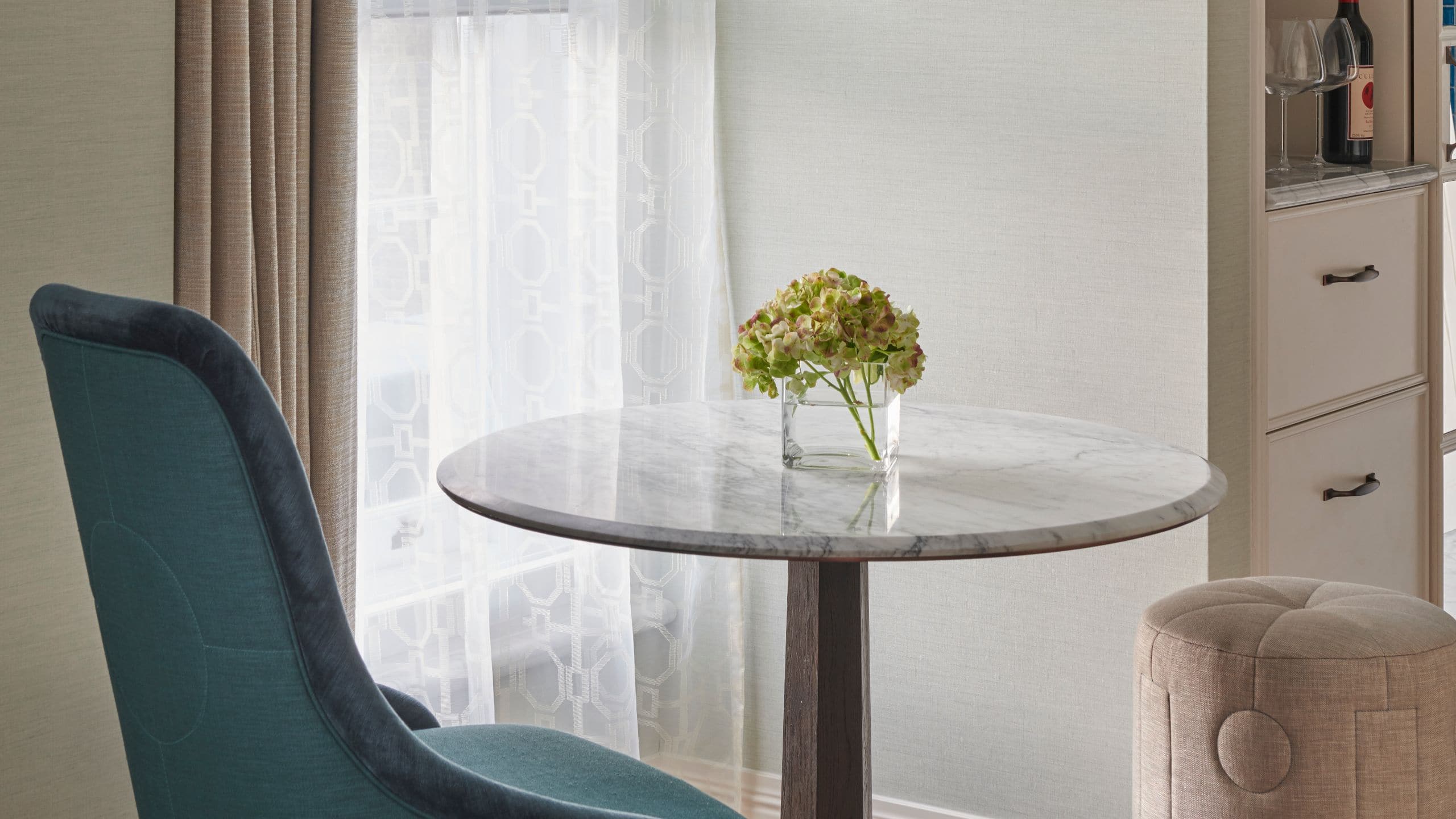 第 4，共 5 Great Scotland Yard Hotel Lewis Suite Coffee Table