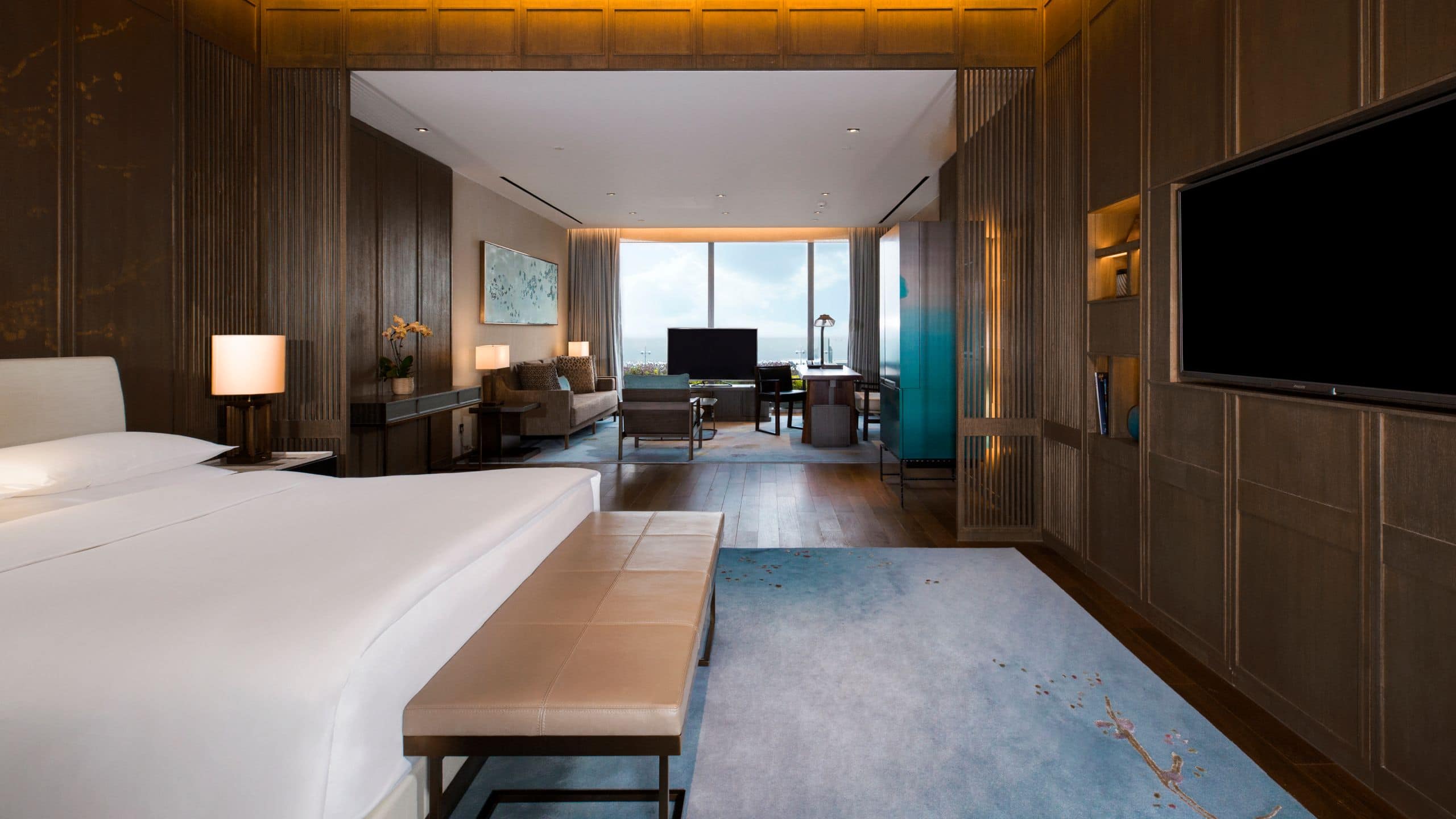 Park Hyatt Hangzhou Executive King Guestroom