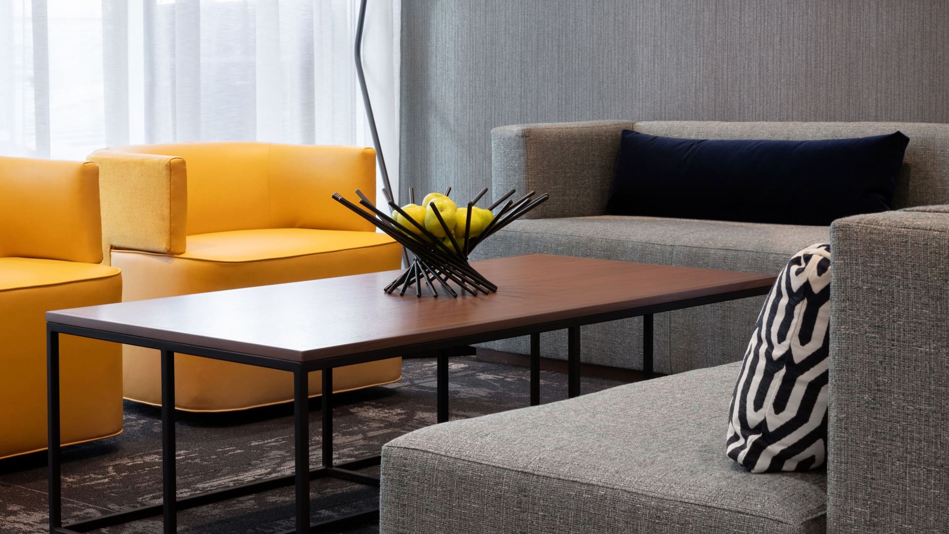 Hyatt Place Atlanta / Centennial Park Lobby