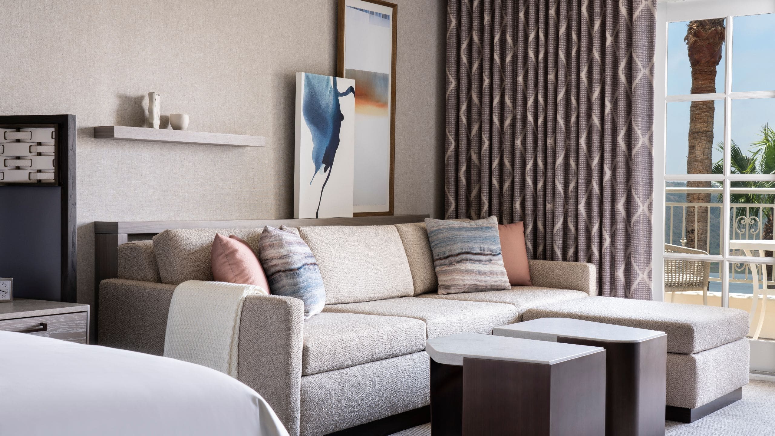 Park Hyatt Aviara Resort, Golf Club & Spa Standard Room Couch