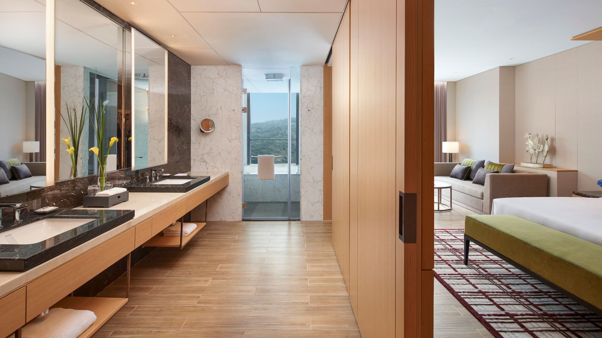 Hyatt Regency Hengqin Premium Room Bathroom