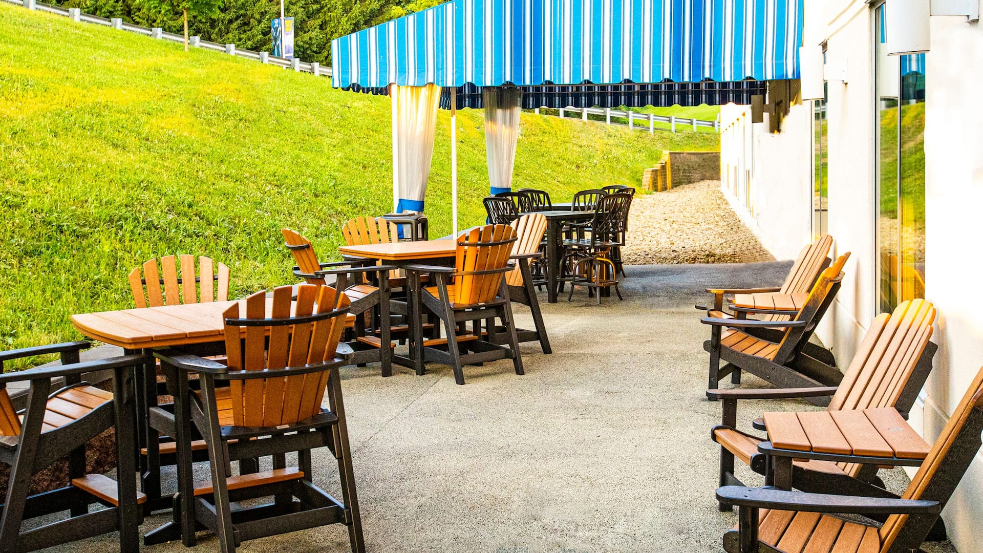 1 of 1 Hyatt Place at The Hollywood Casino / Pittsburgh – South Outside