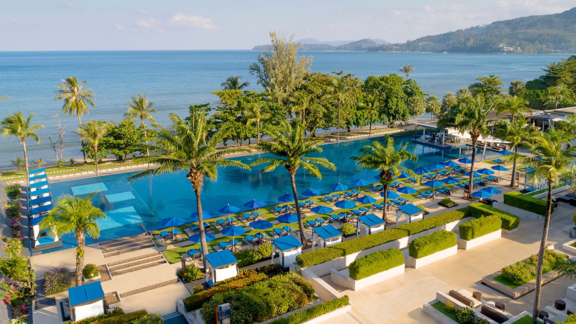 5-star Phuket Hotel in Kamala Beach Infinity Pool