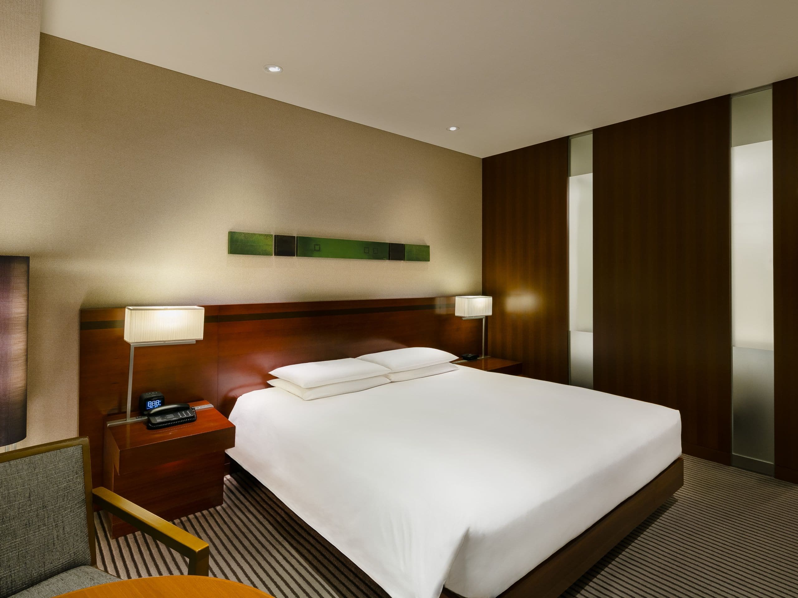 Luxury Hotel Rooms & Suites in Shinjuku | Hyatt Regency Tokyo